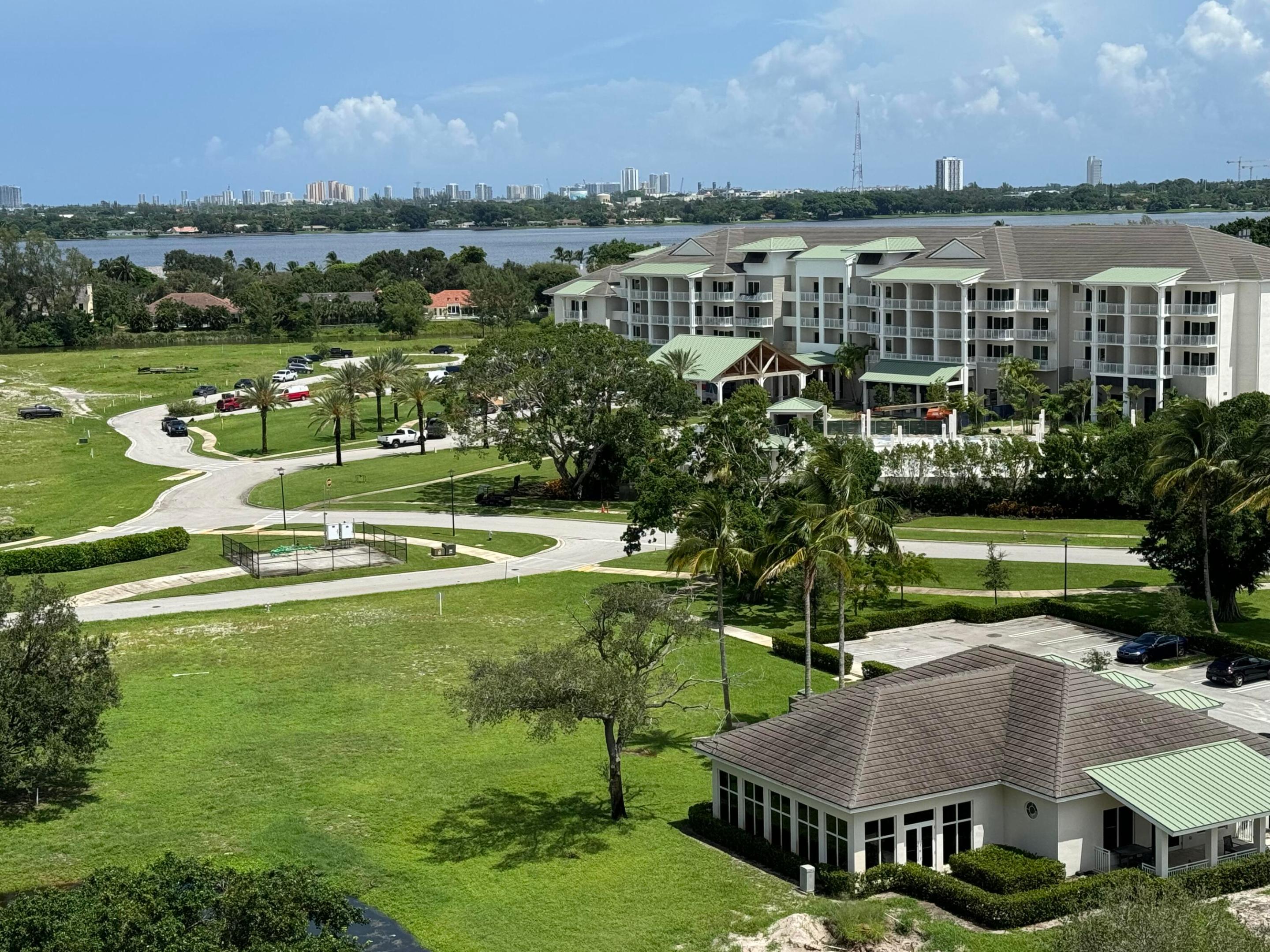 2450 Presidential Way 1107