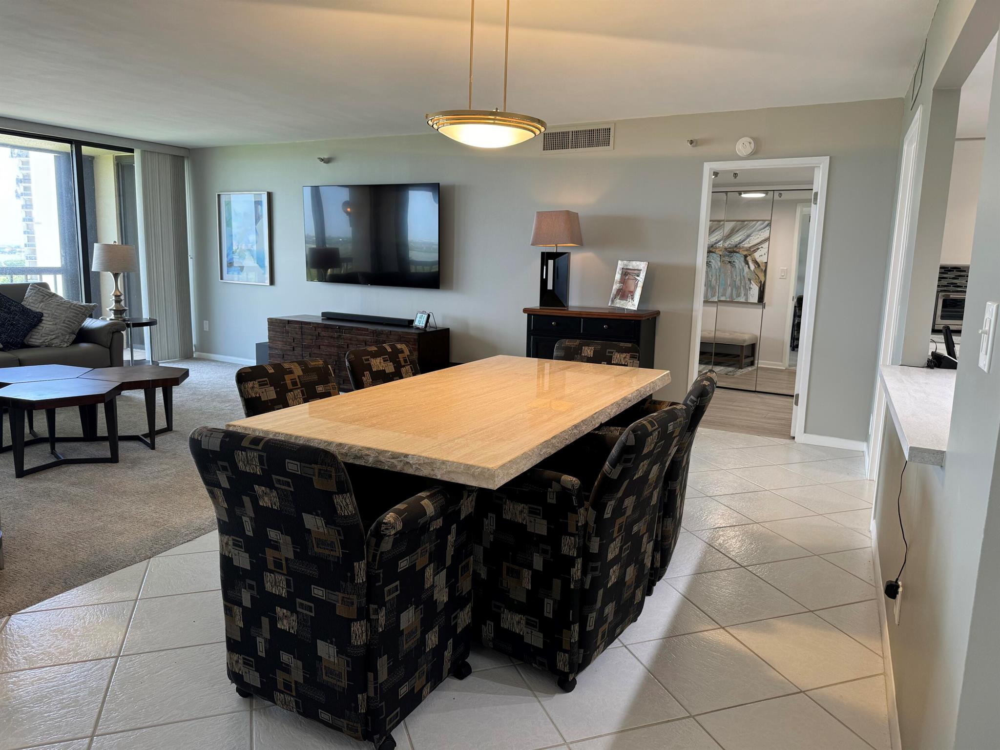 2450 Presidential Way 1107