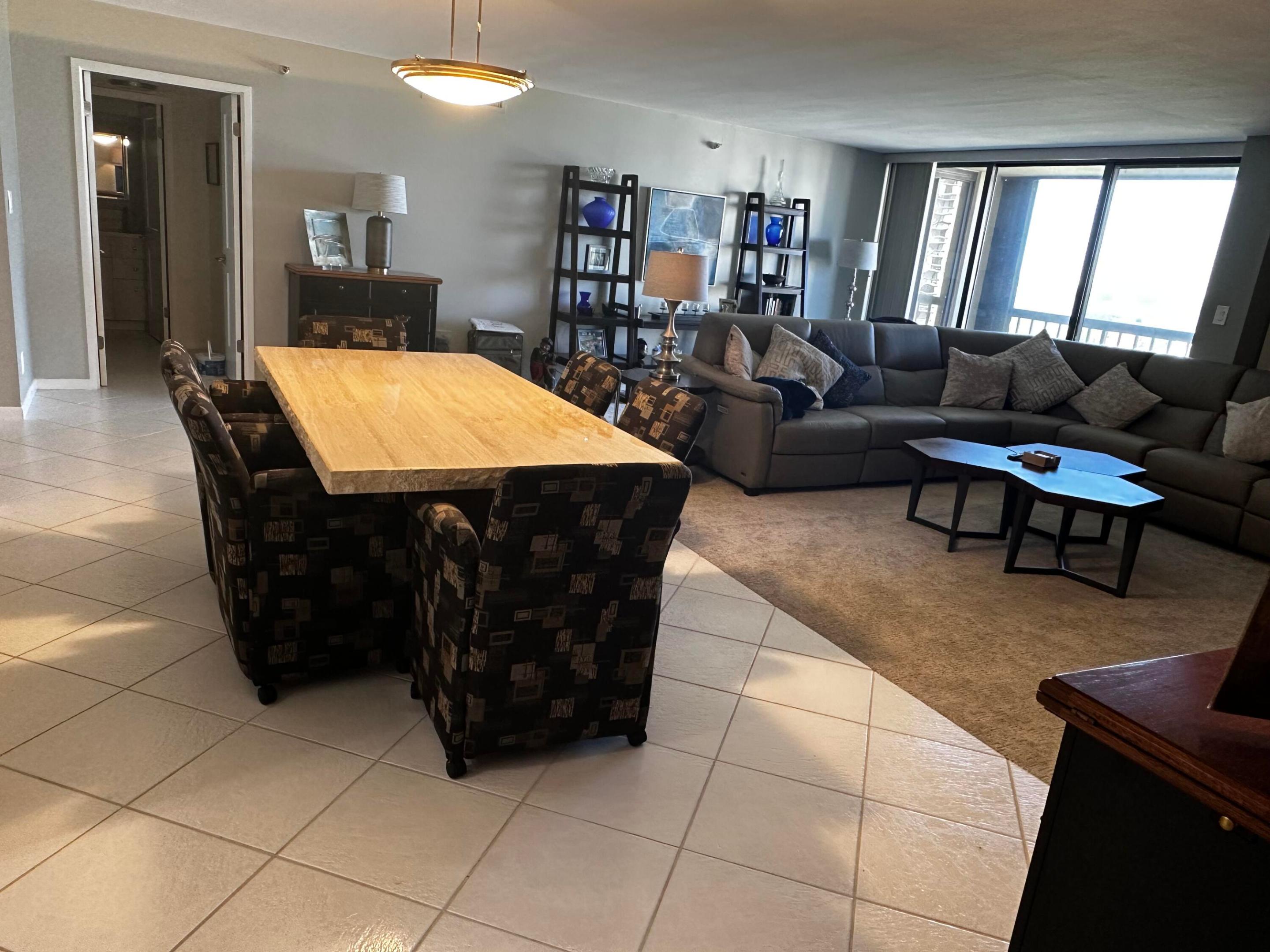 2450 Presidential Way 1107