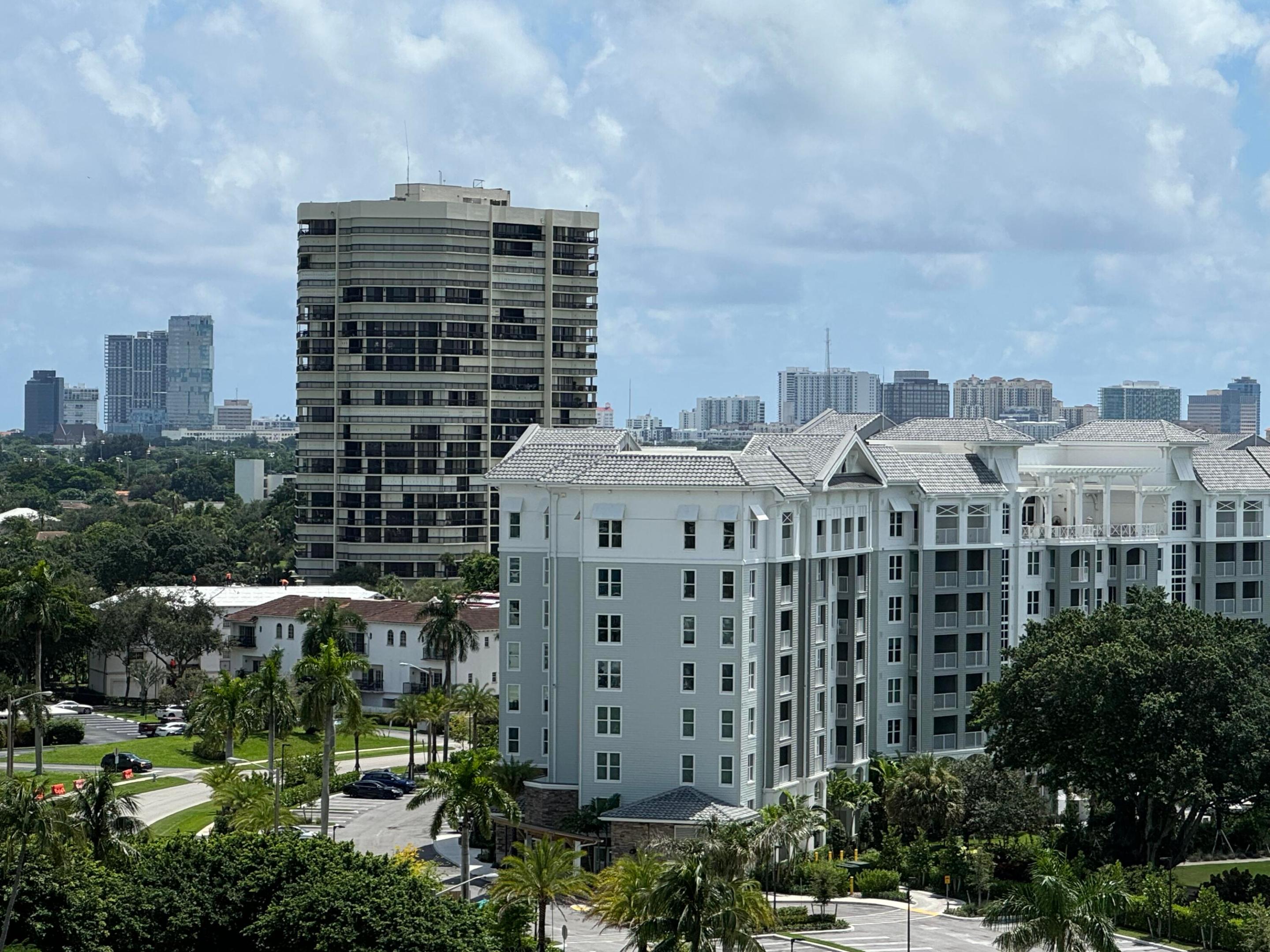 2450 Presidential Way 1107