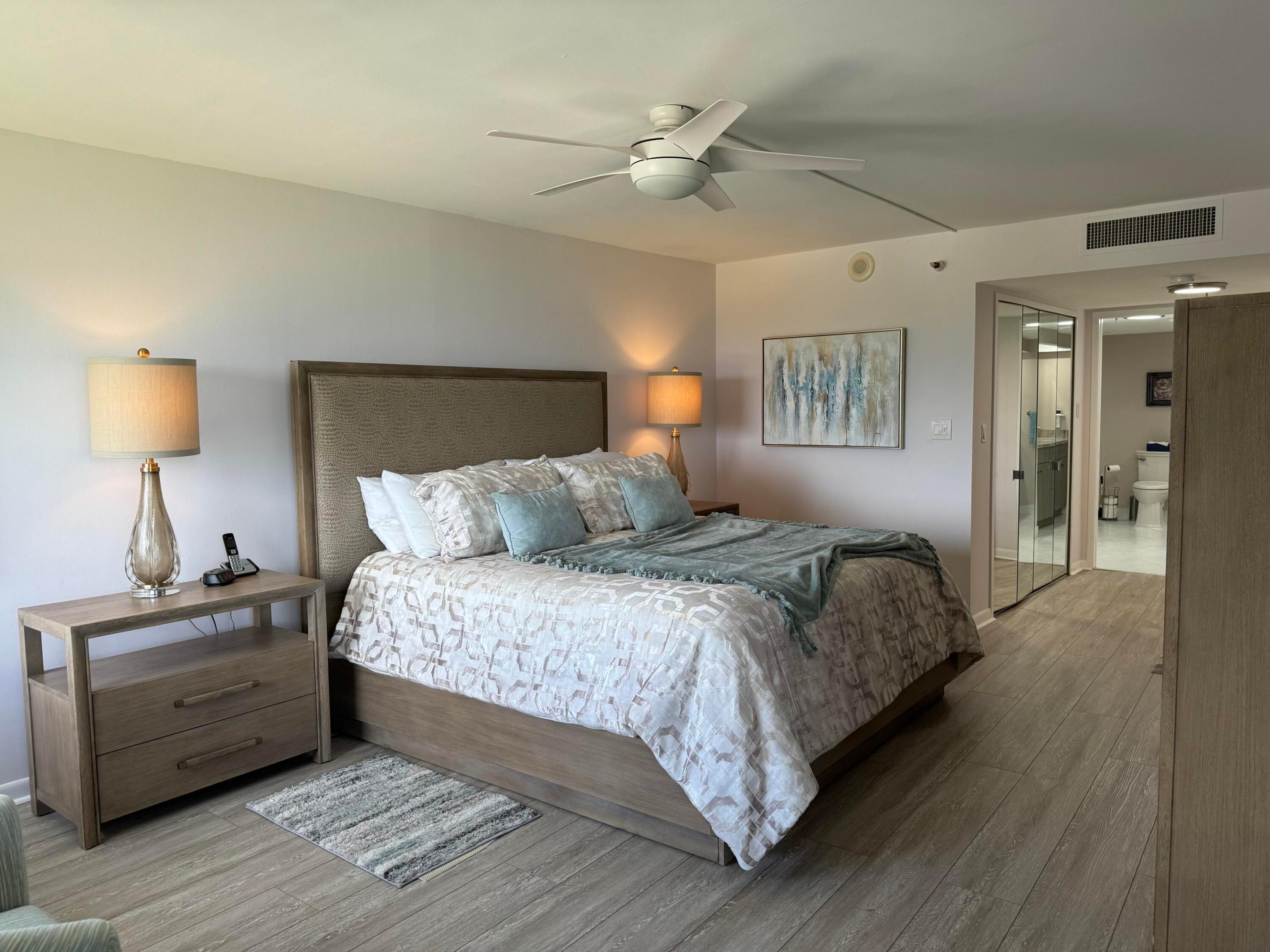 2450 Presidential Way 1107