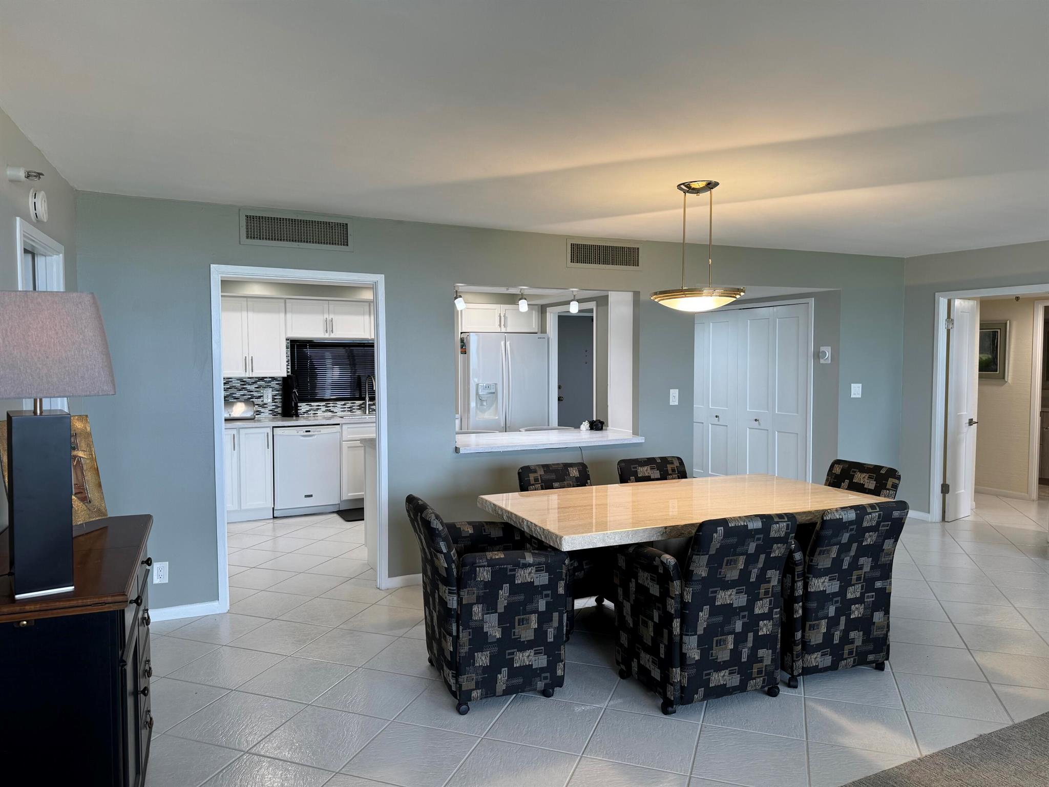 2450 Presidential Way 1107