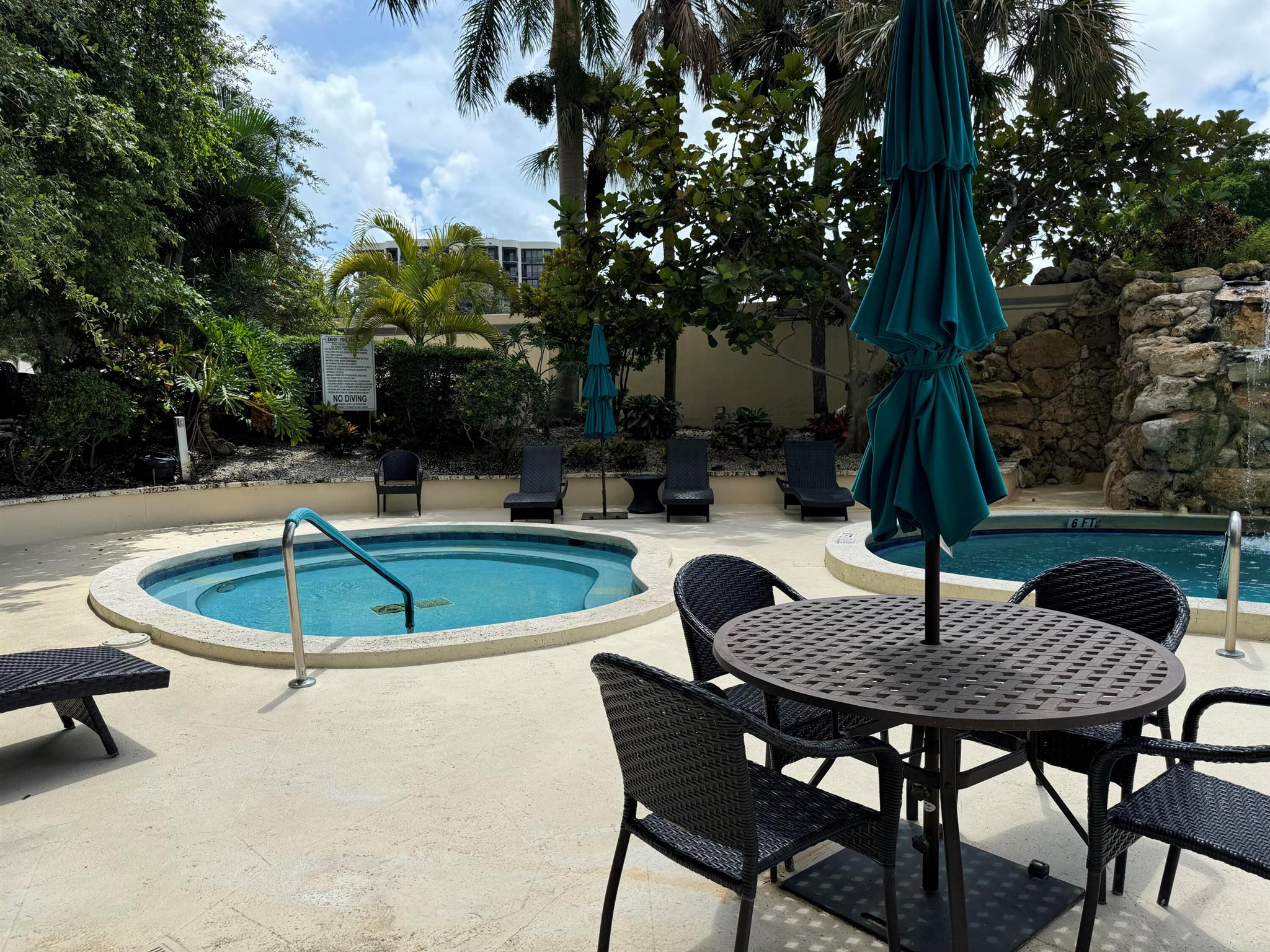 2450 Presidential Way 1107