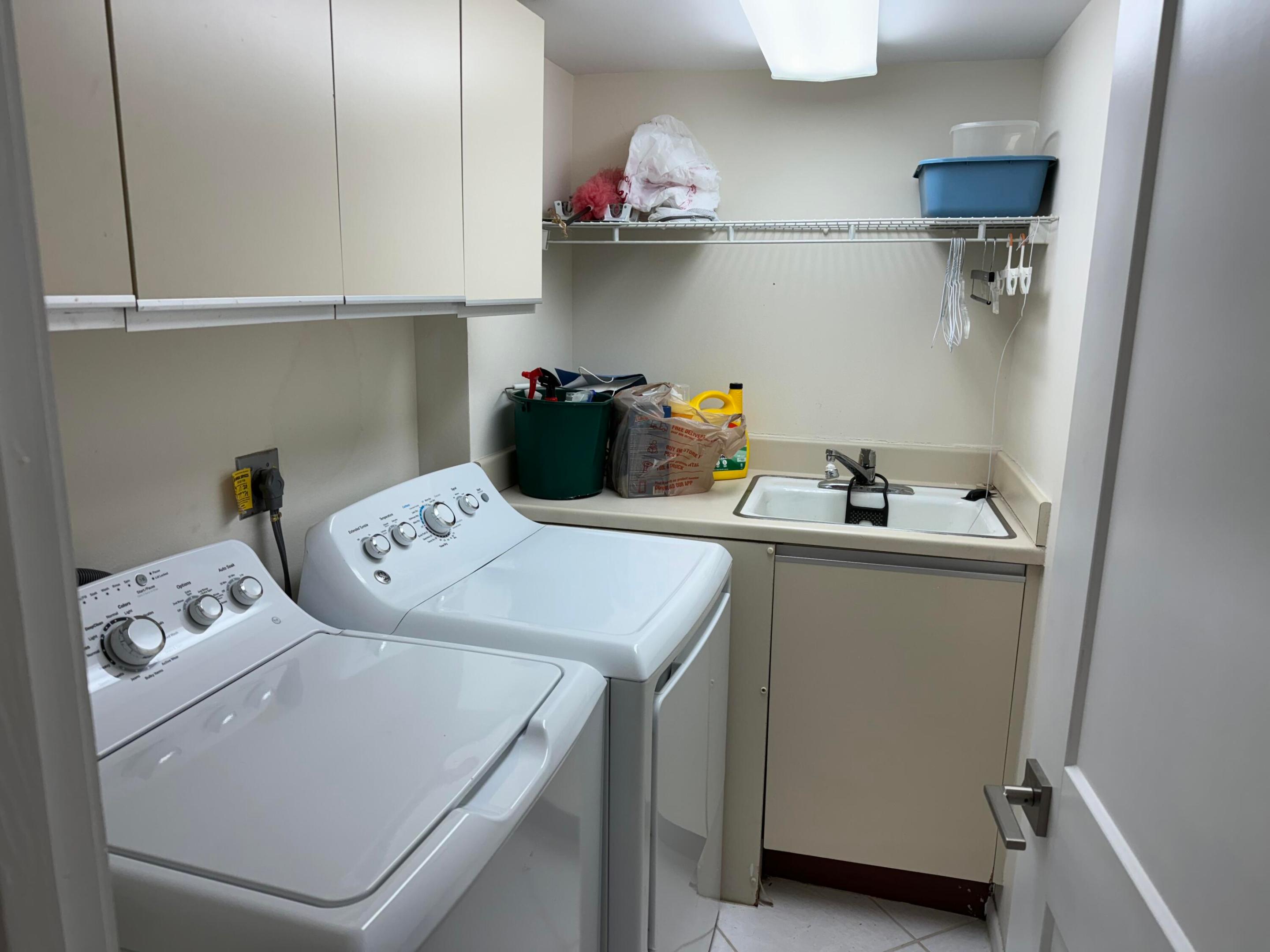 2450 Presidential Way 1107