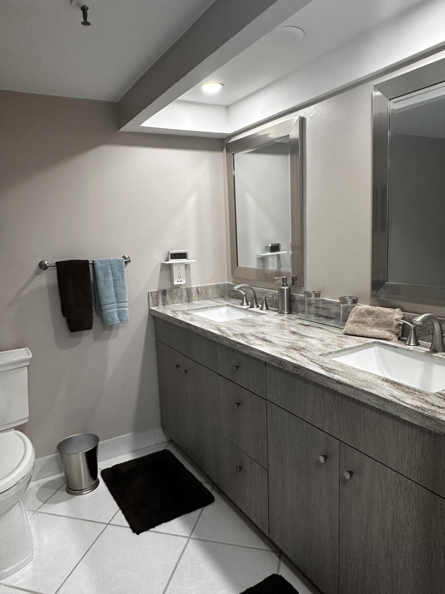 2450 Presidential Way 1107