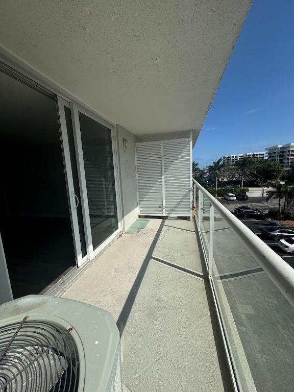 2560 S Ocean Boulevard 407