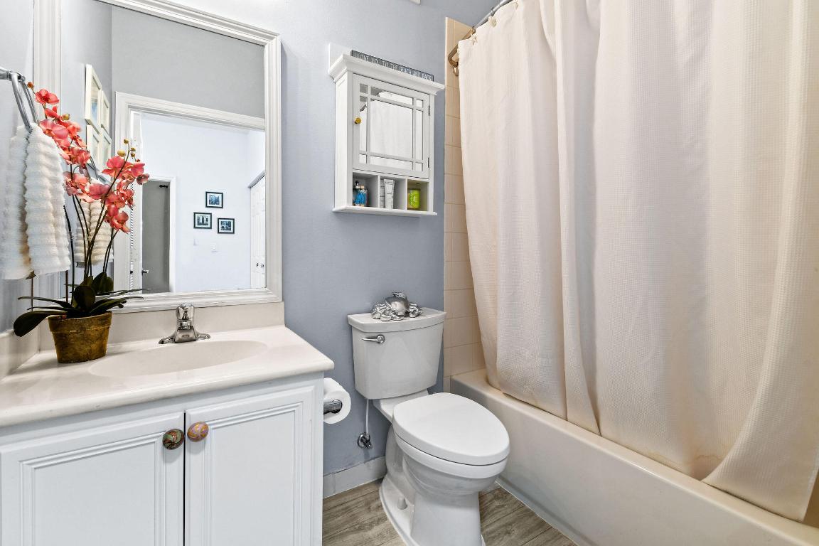 4931 Bonsai Circle 111