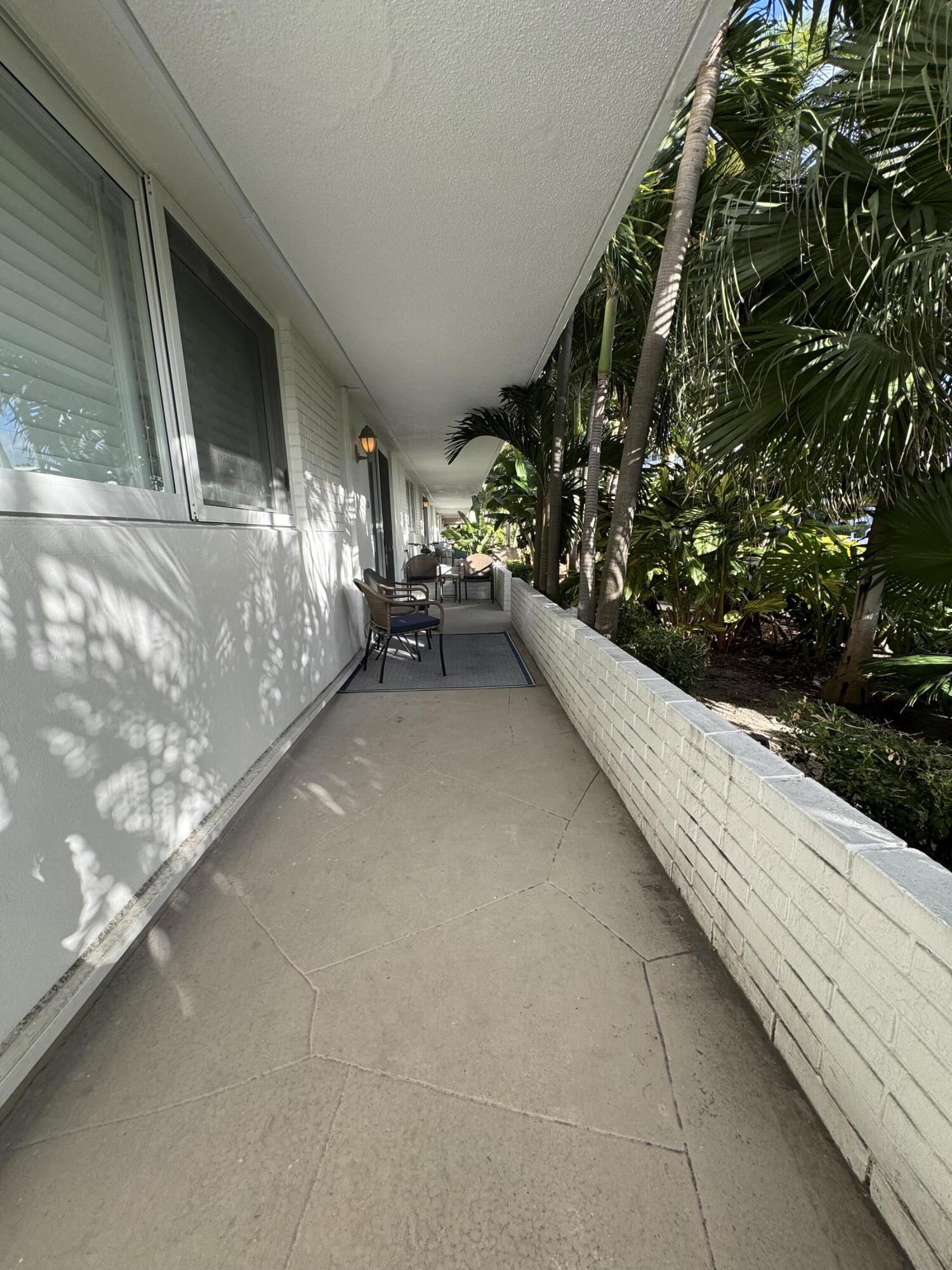 139 Sunrise Avenue 1090