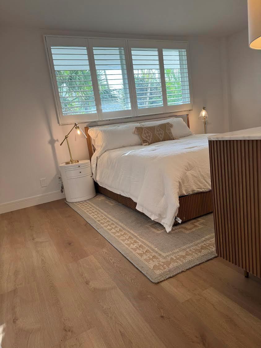 139 Sunrise Avenue 1090