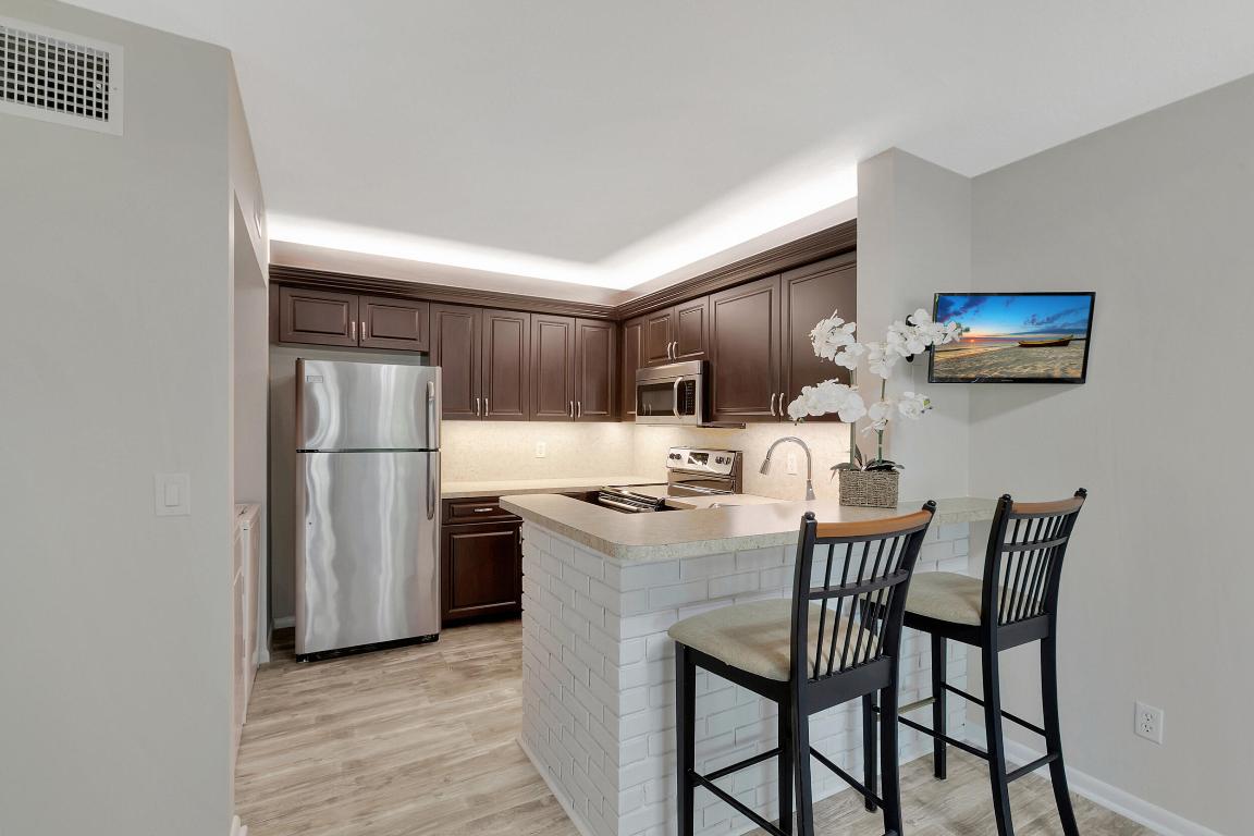 3530 E Gardens B Drive E B