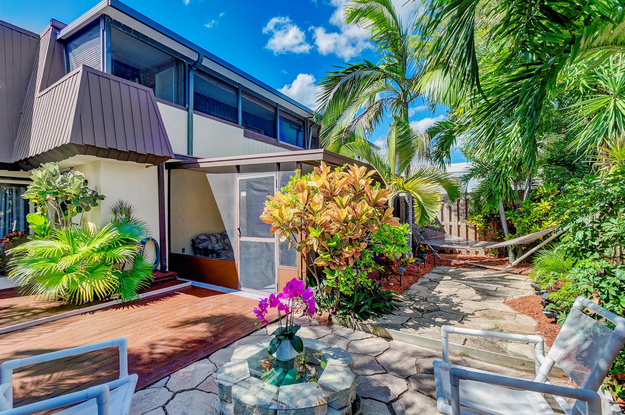 3530 E Gardens B Drive E B