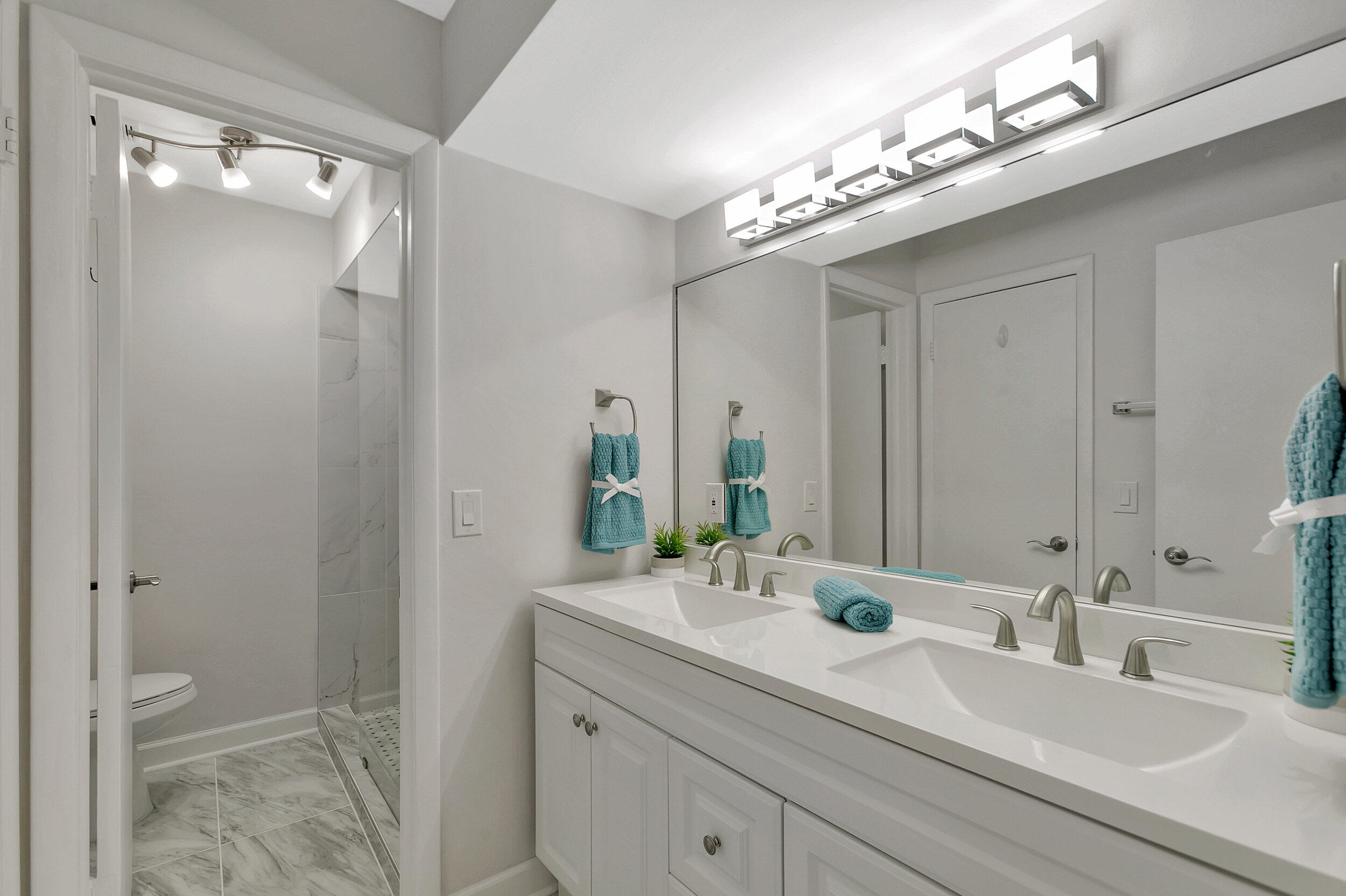 3530 E Gardens B Drive E B