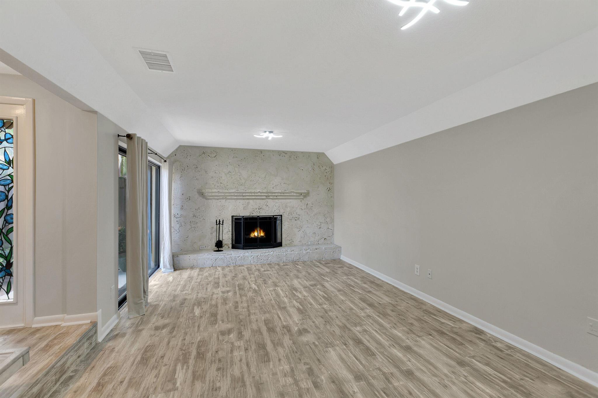 3530 E Gardens B Drive E B