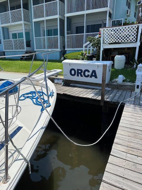 400 Northlake Court 201