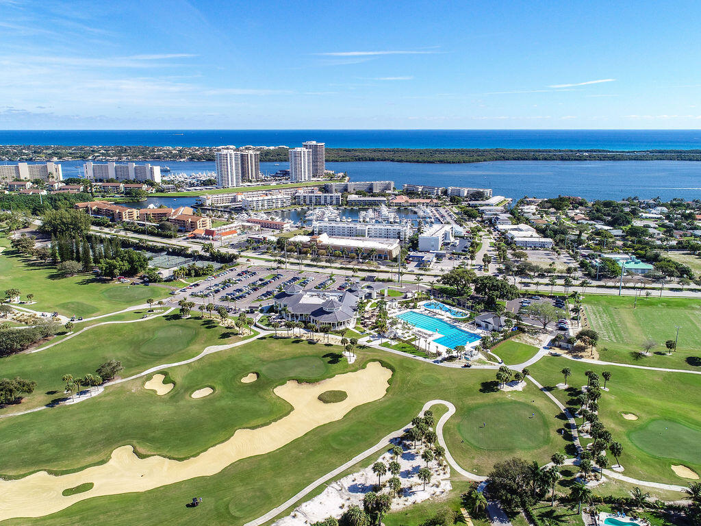 400 Northlake Court 201