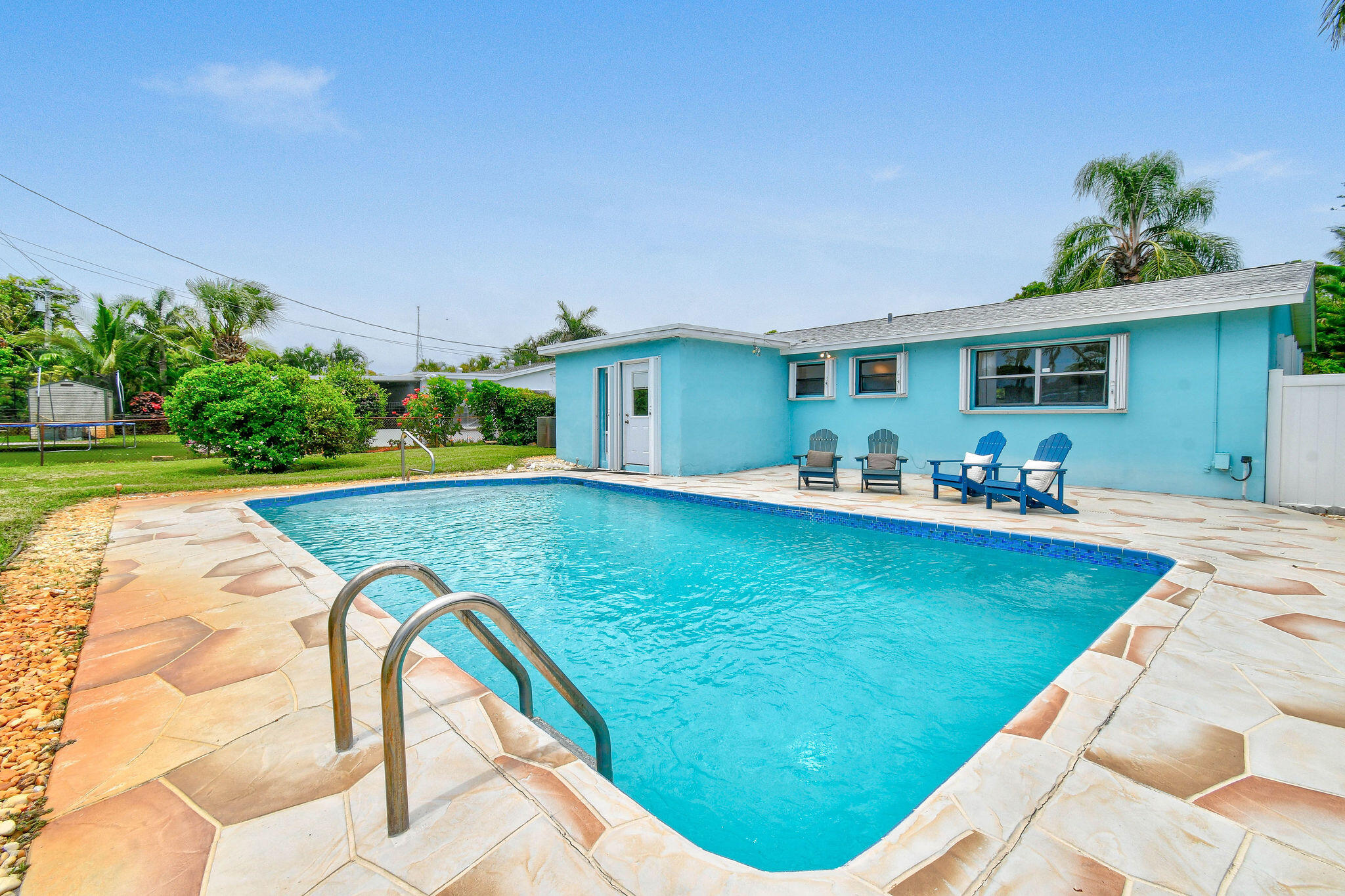 704 W Jasmine Drive