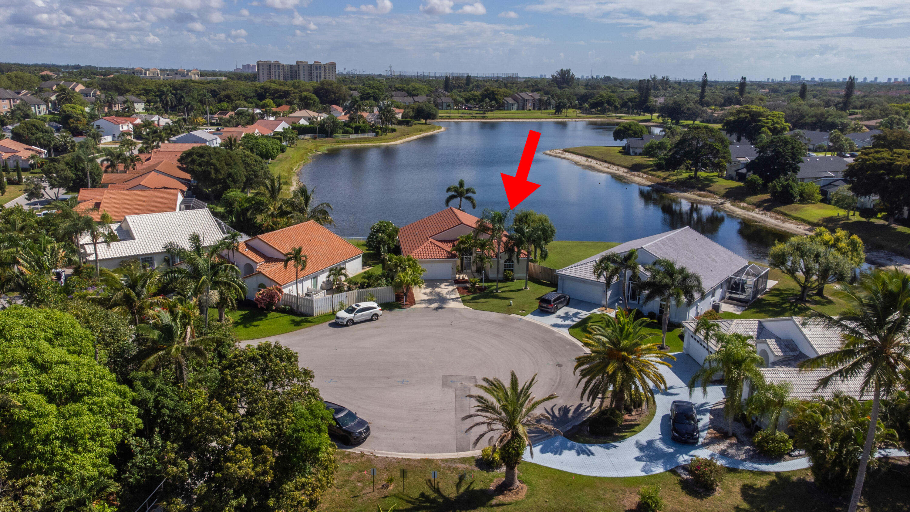 4290 Camrose Lane