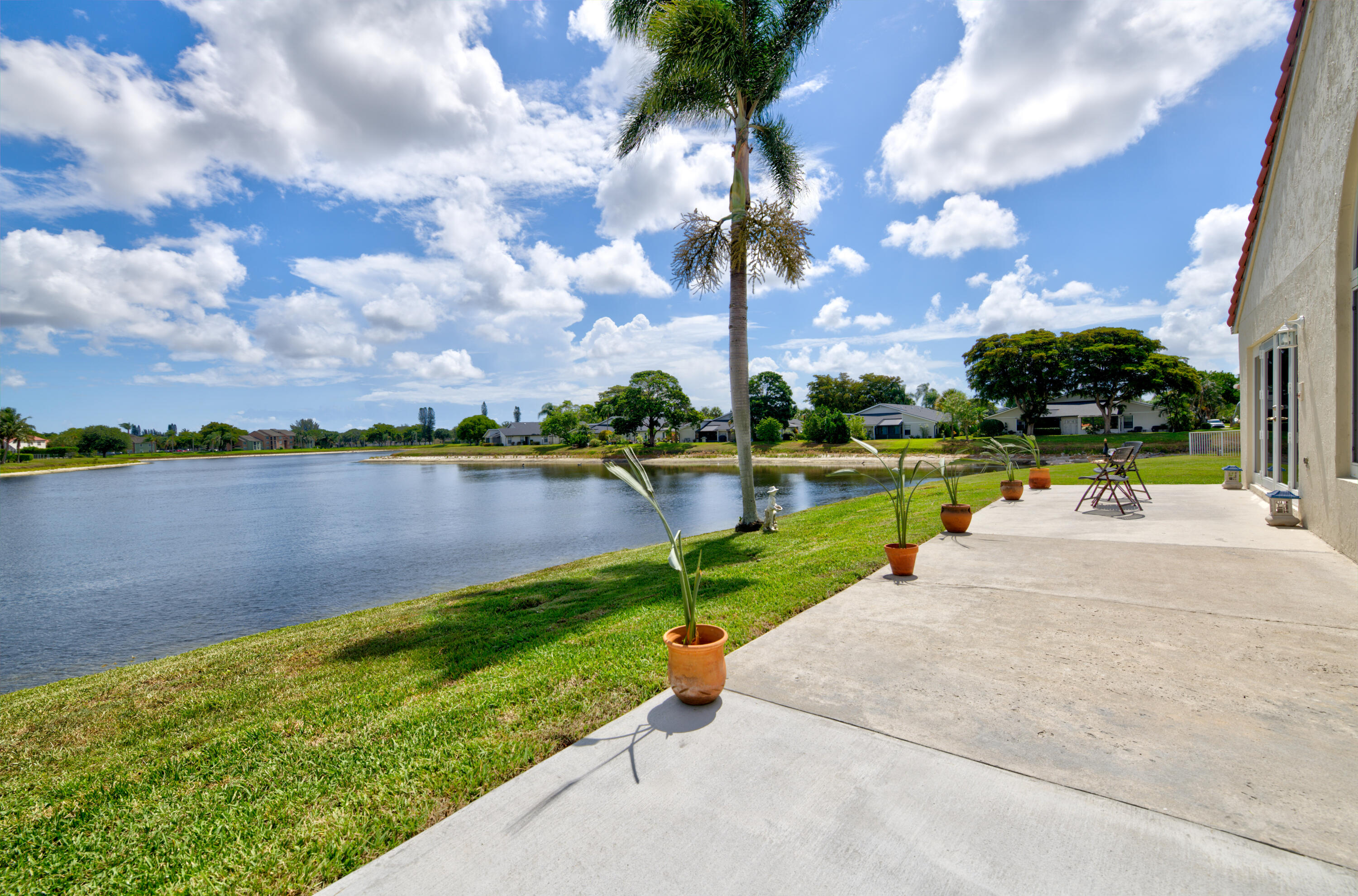 4290 Camrose Lane