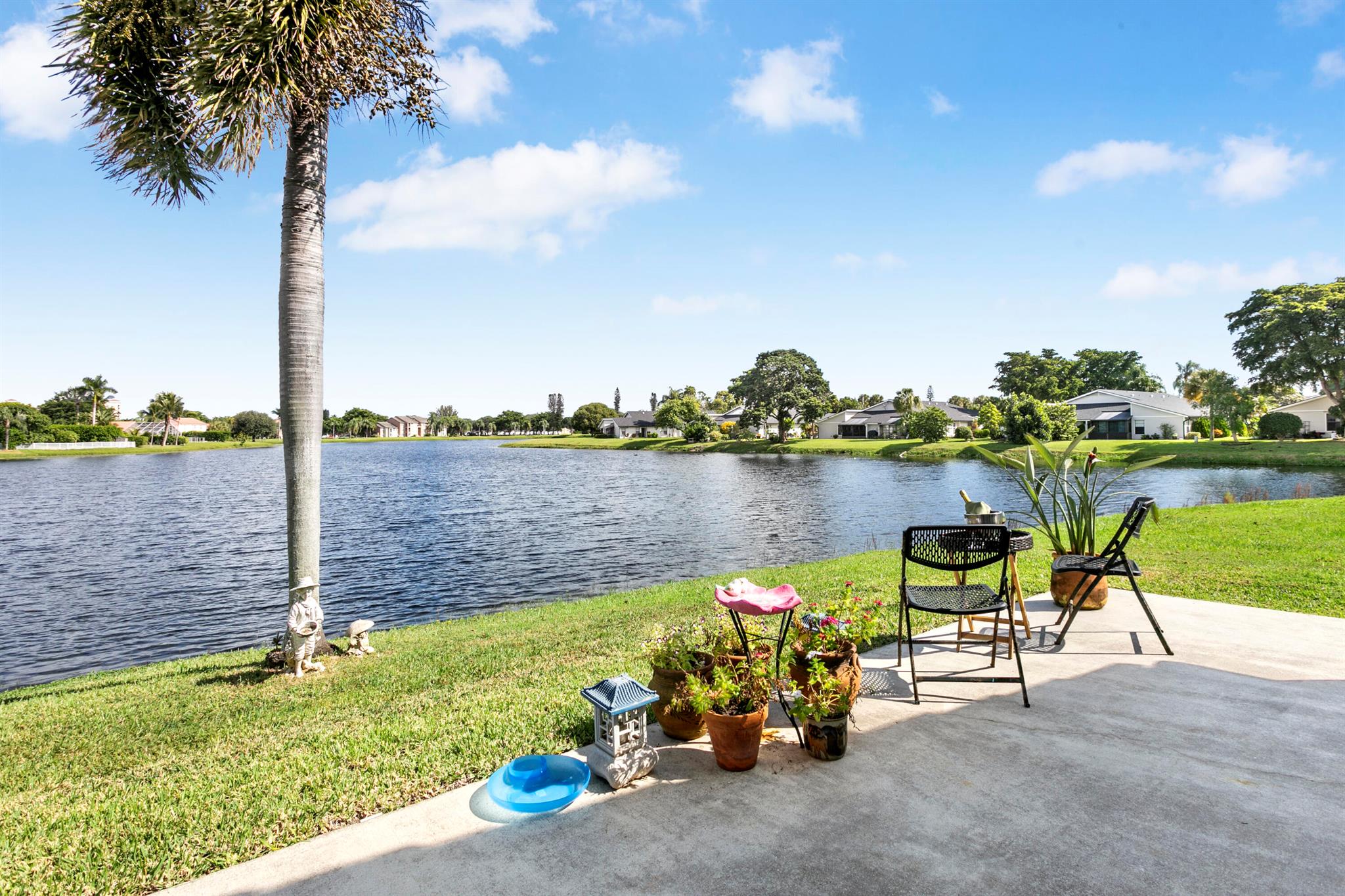4290 Camrose Lane