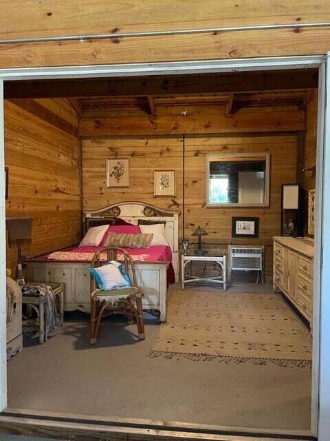 12440 Tangerine Boulevard