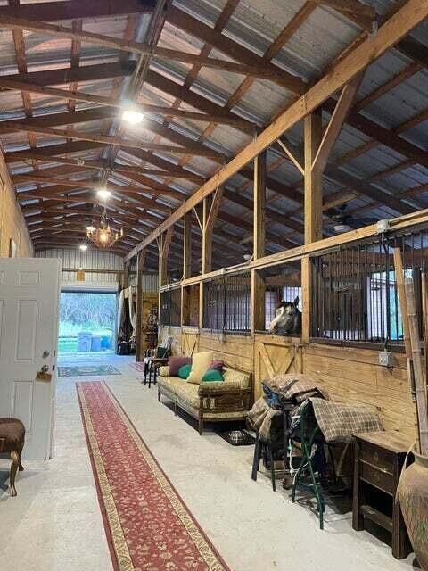 12440 Tangerine Boulevard