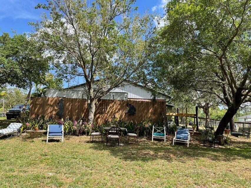 12440 Tangerine Boulevard