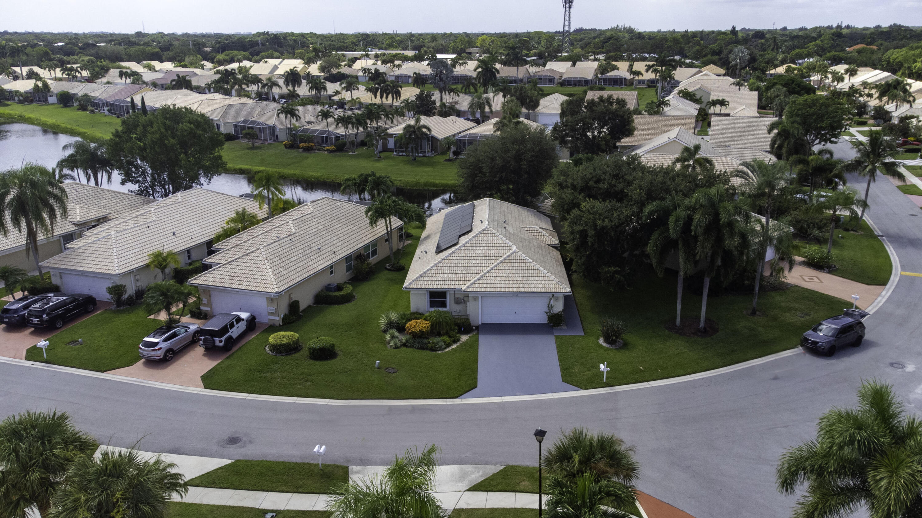 12859 Hamton Lakes Circle Circle