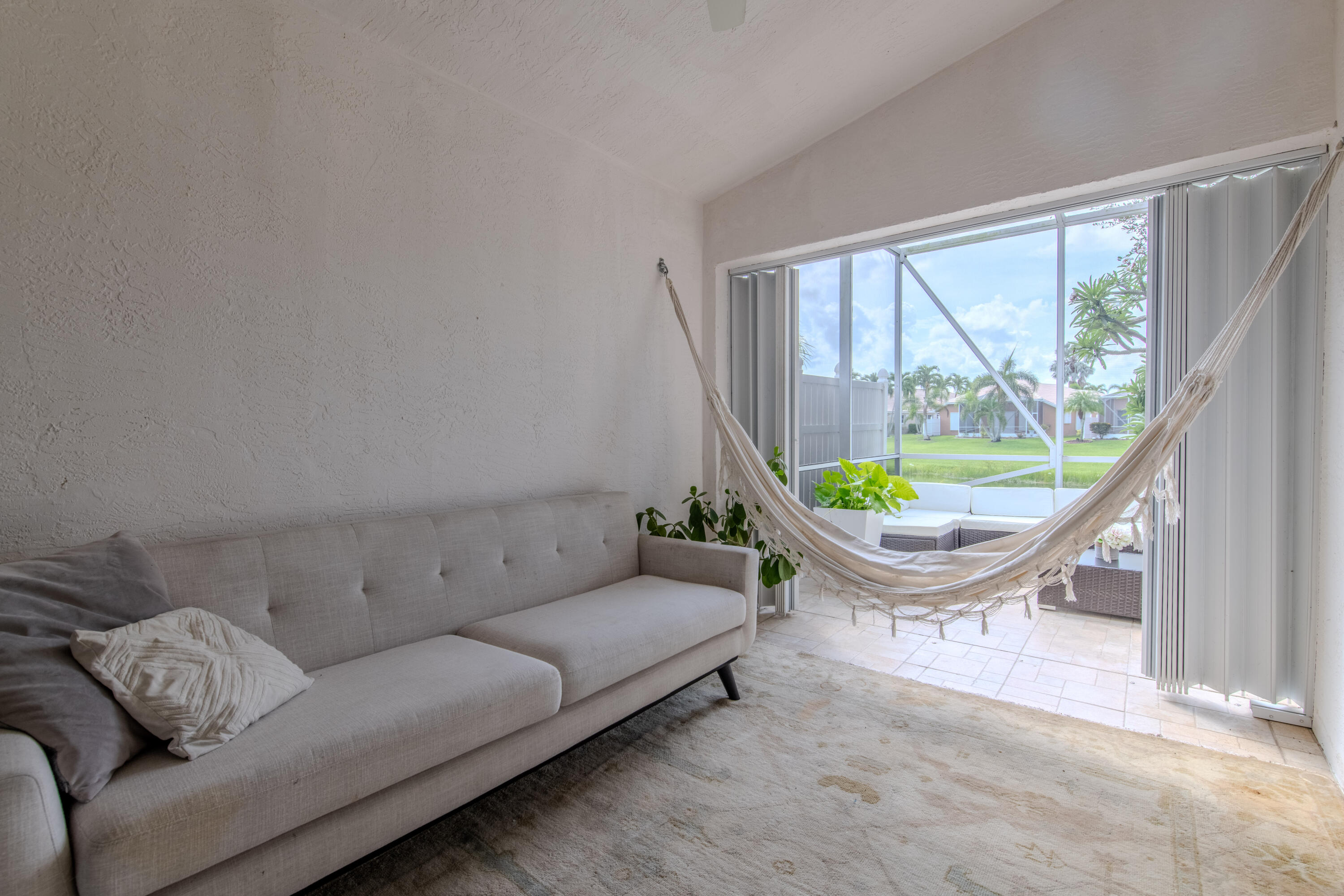 12859 Hamton Lakes Circle Circle