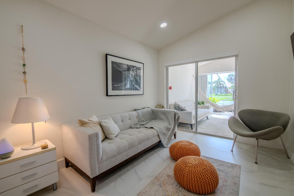 12859 Hamton Lakes Circle Circle