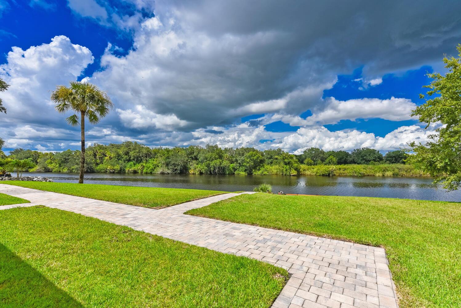 16301 SW Kanner Highway