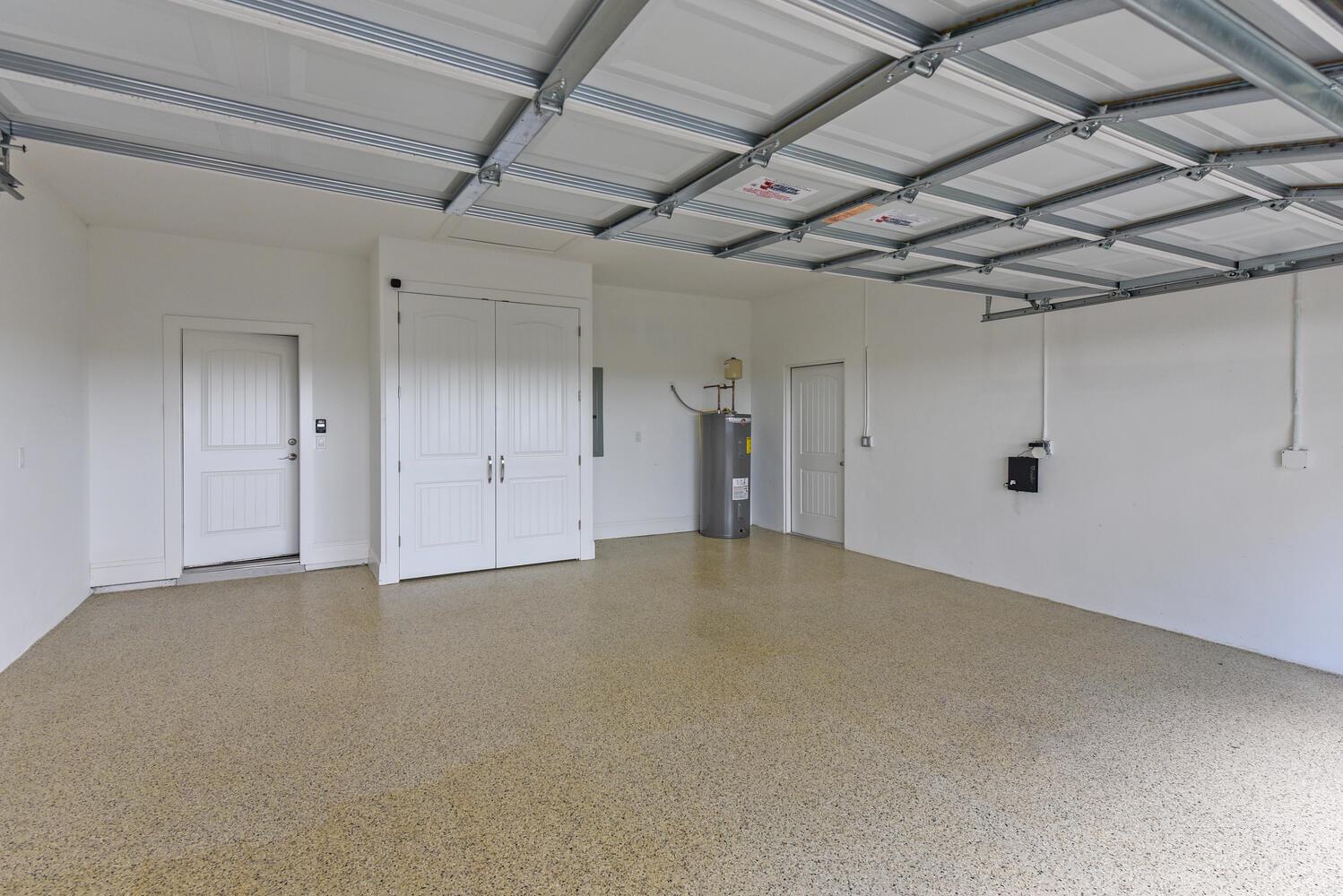 16301 SW Kanner Highway