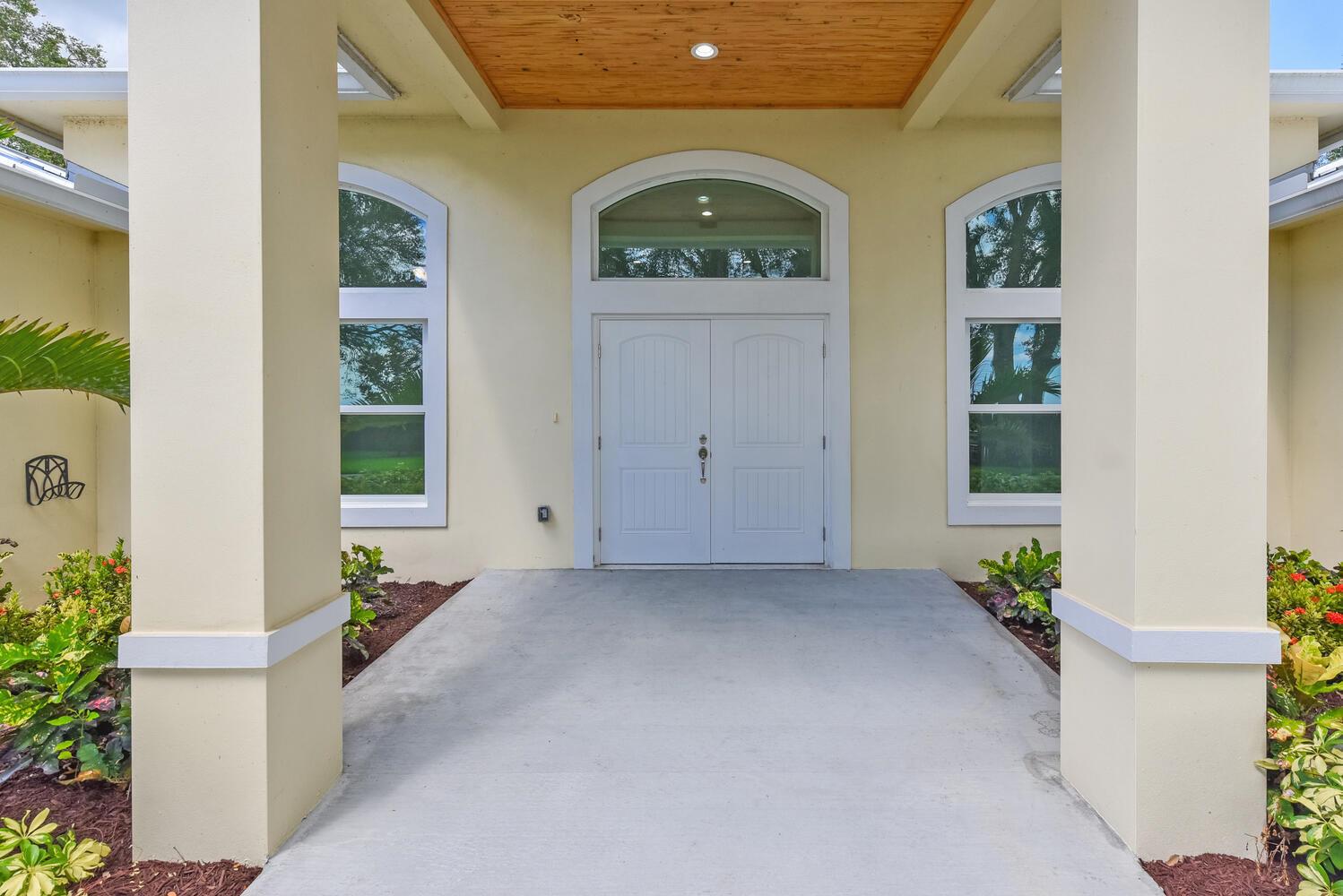 16301 SW Kanner Highway