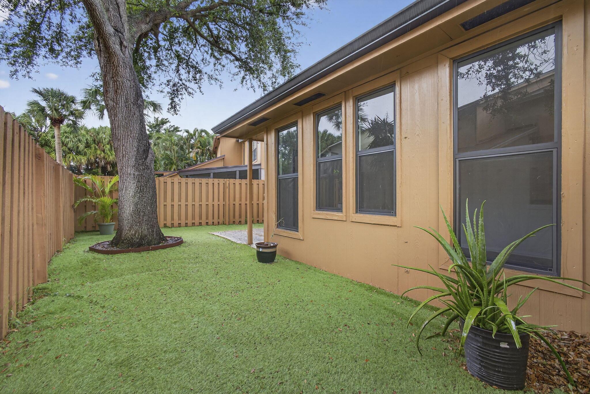 323 Sandtree Drive