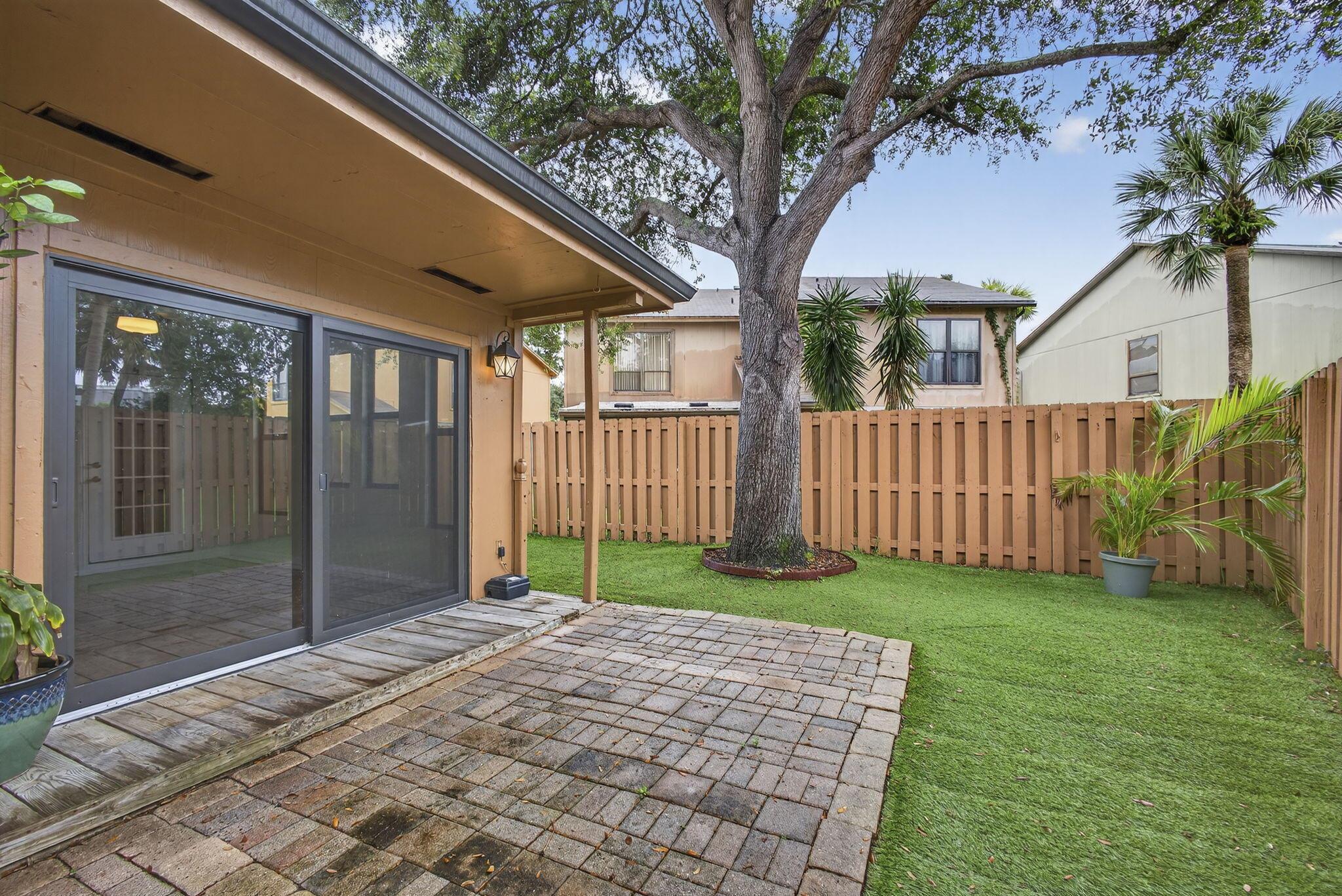 323 Sandtree Drive