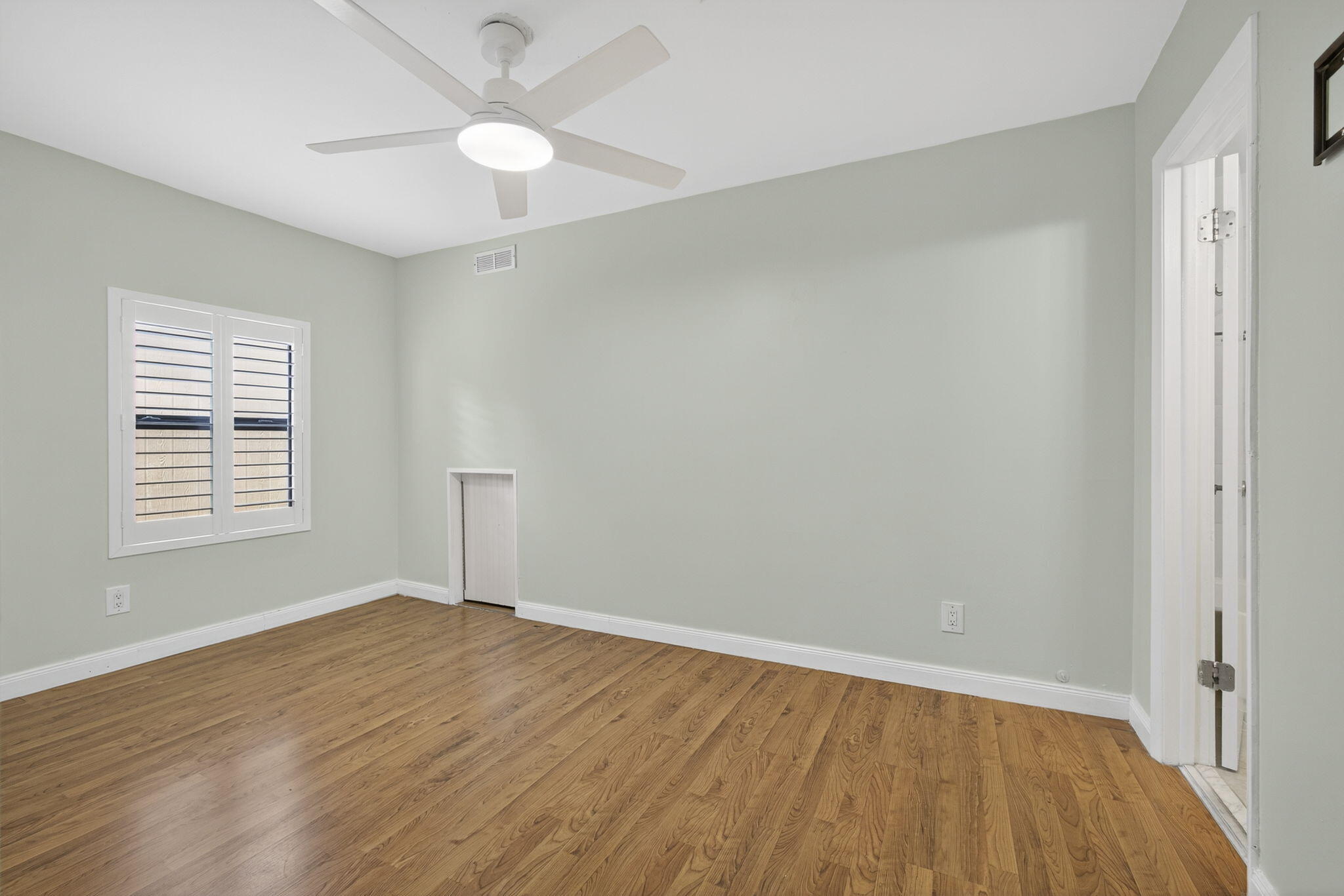 323 Sandtree Drive