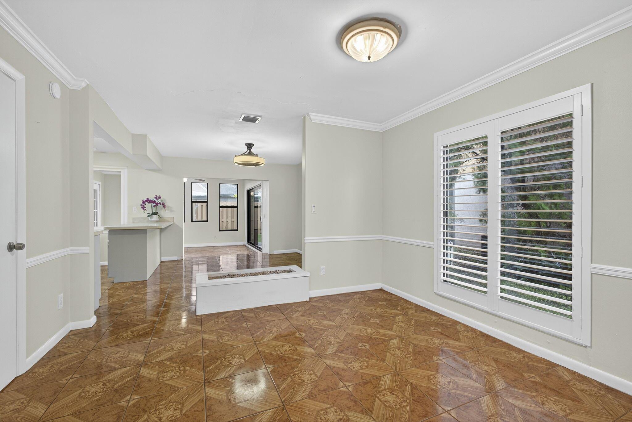 323 Sandtree Drive