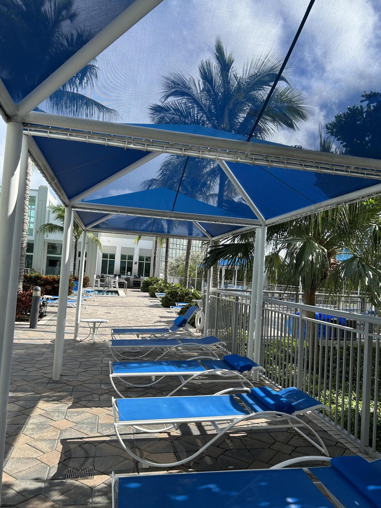 300 S Australian Avenue 1219