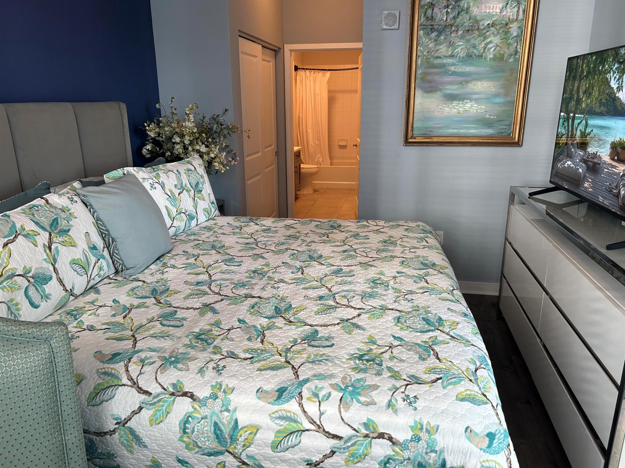 300 S Australian Avenue 1219