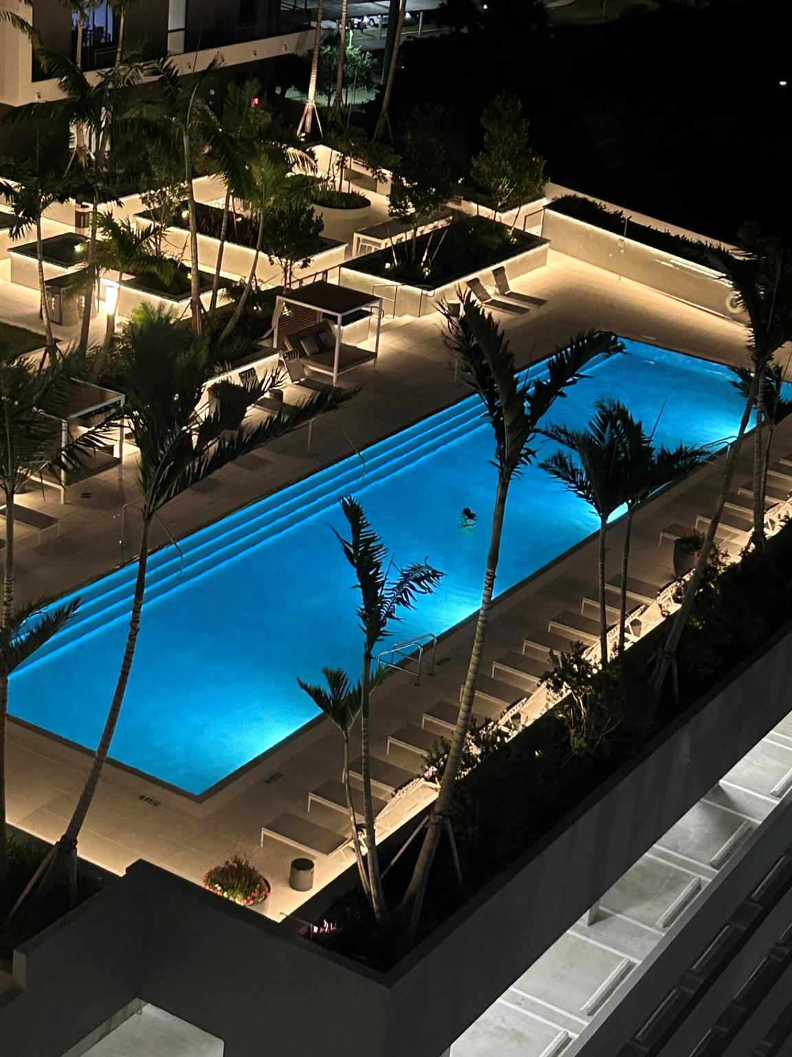 300 S Australian Avenue 1219