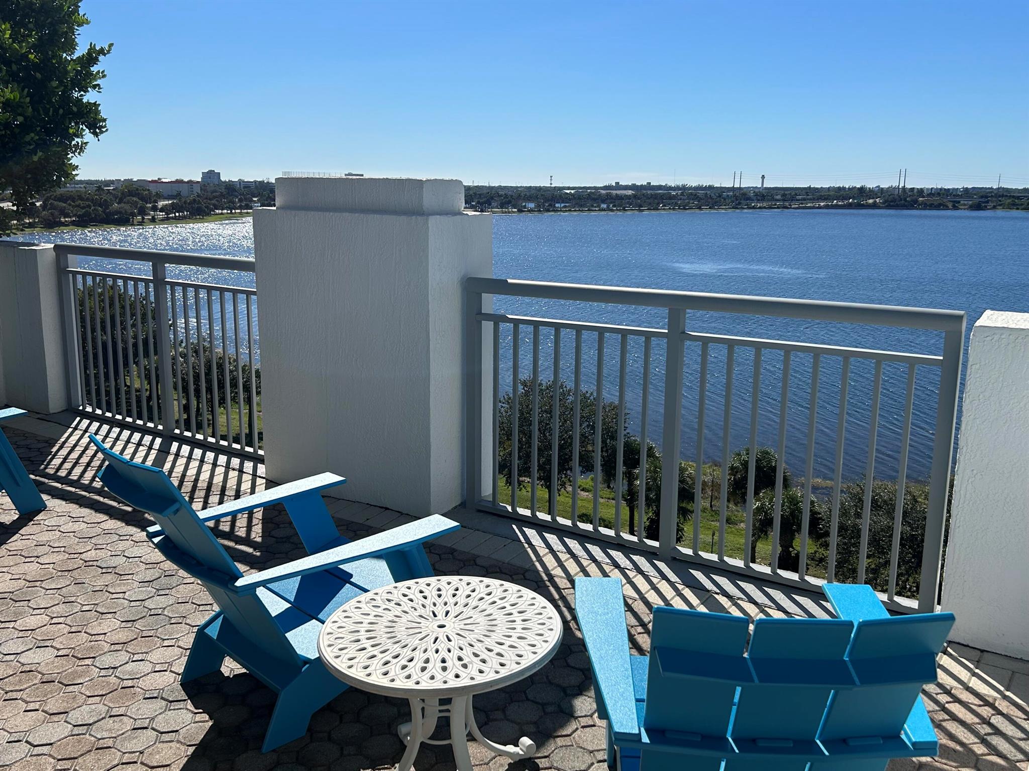 300 S Australian Avenue 1219