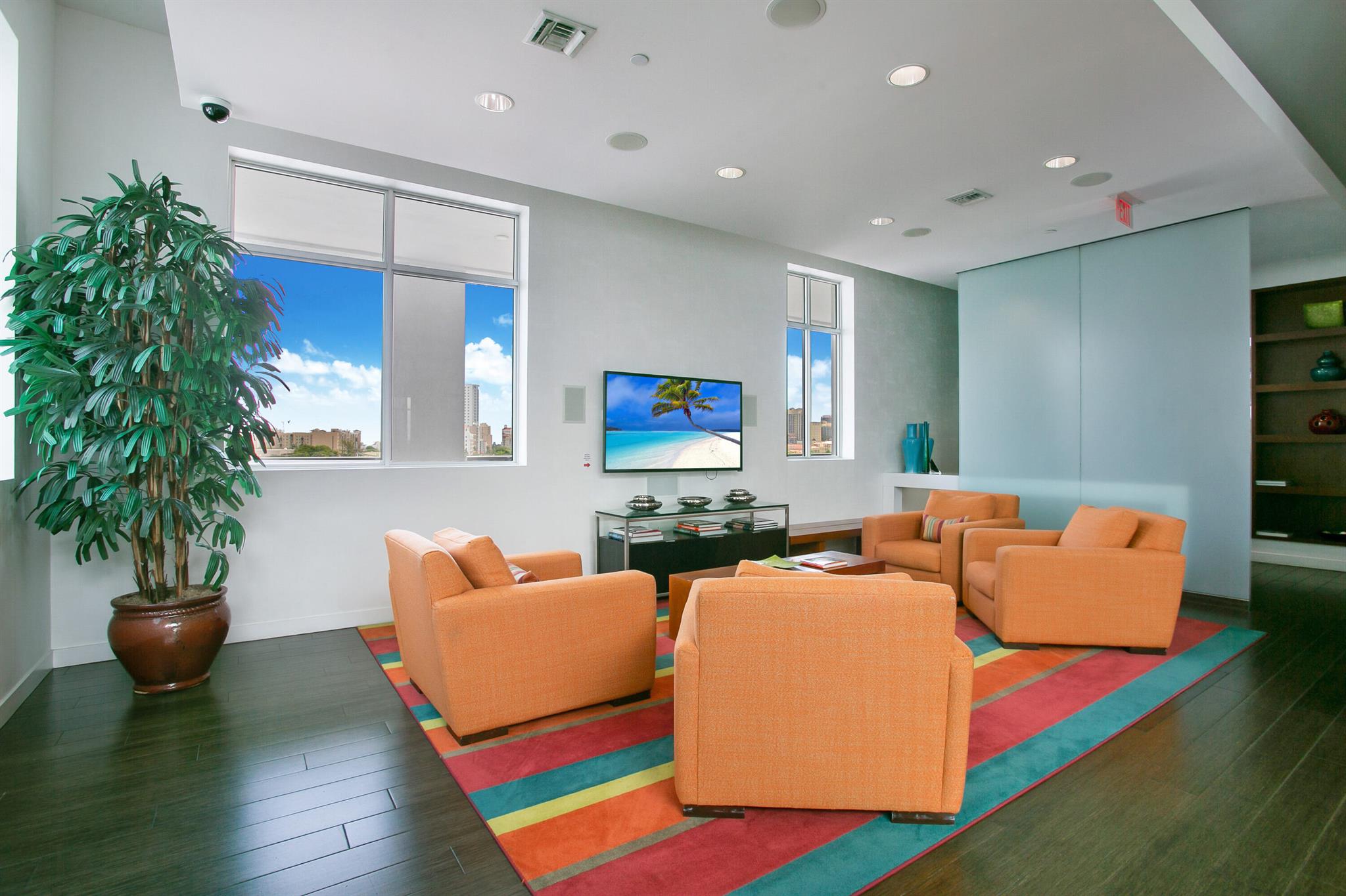 300 S Australian Avenue 1219