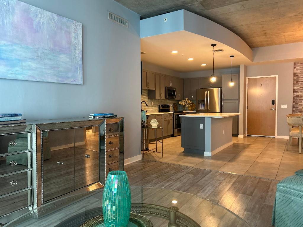 300 S Australian Avenue 1219