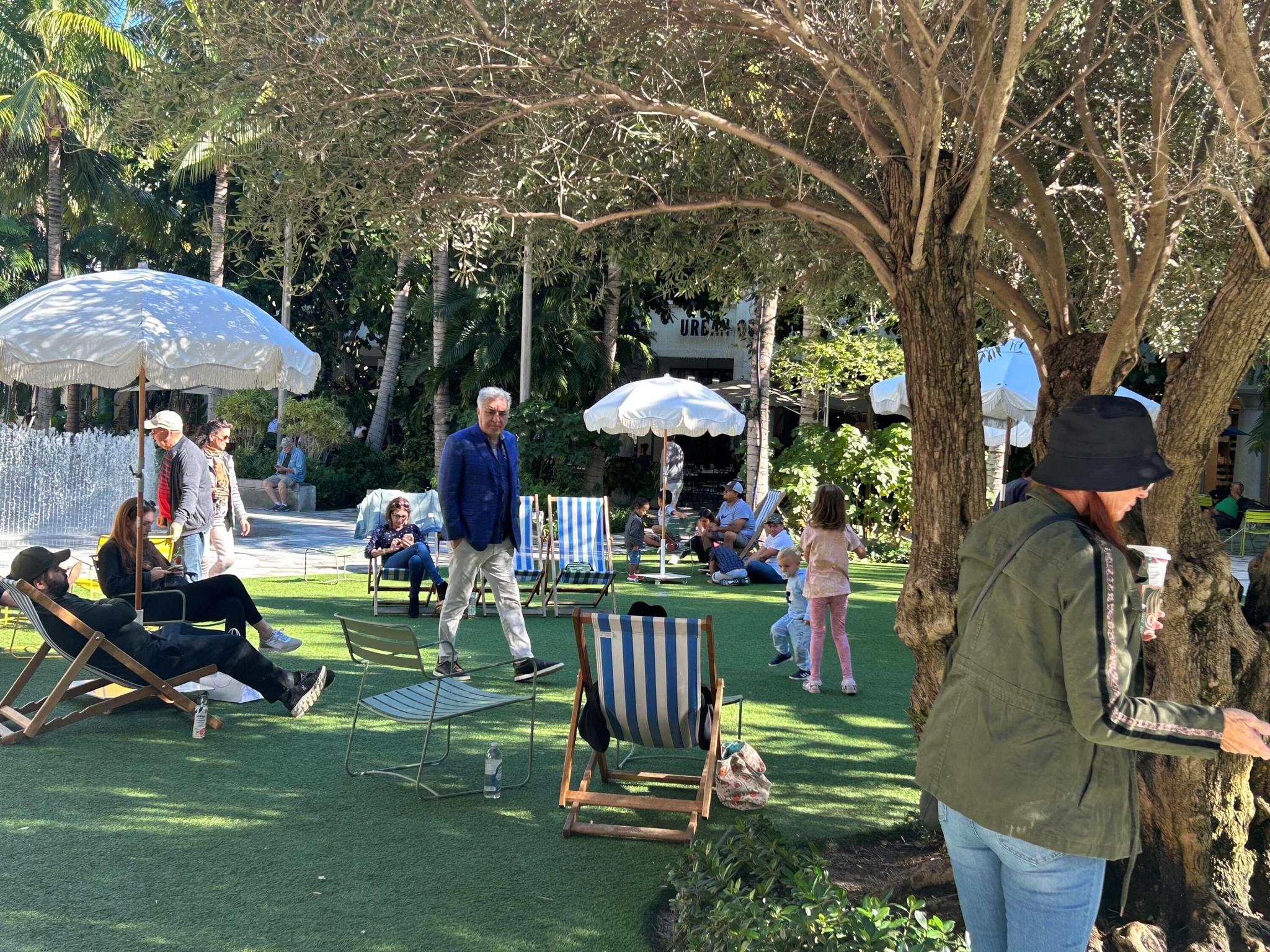 300 S Australian Avenue 1219