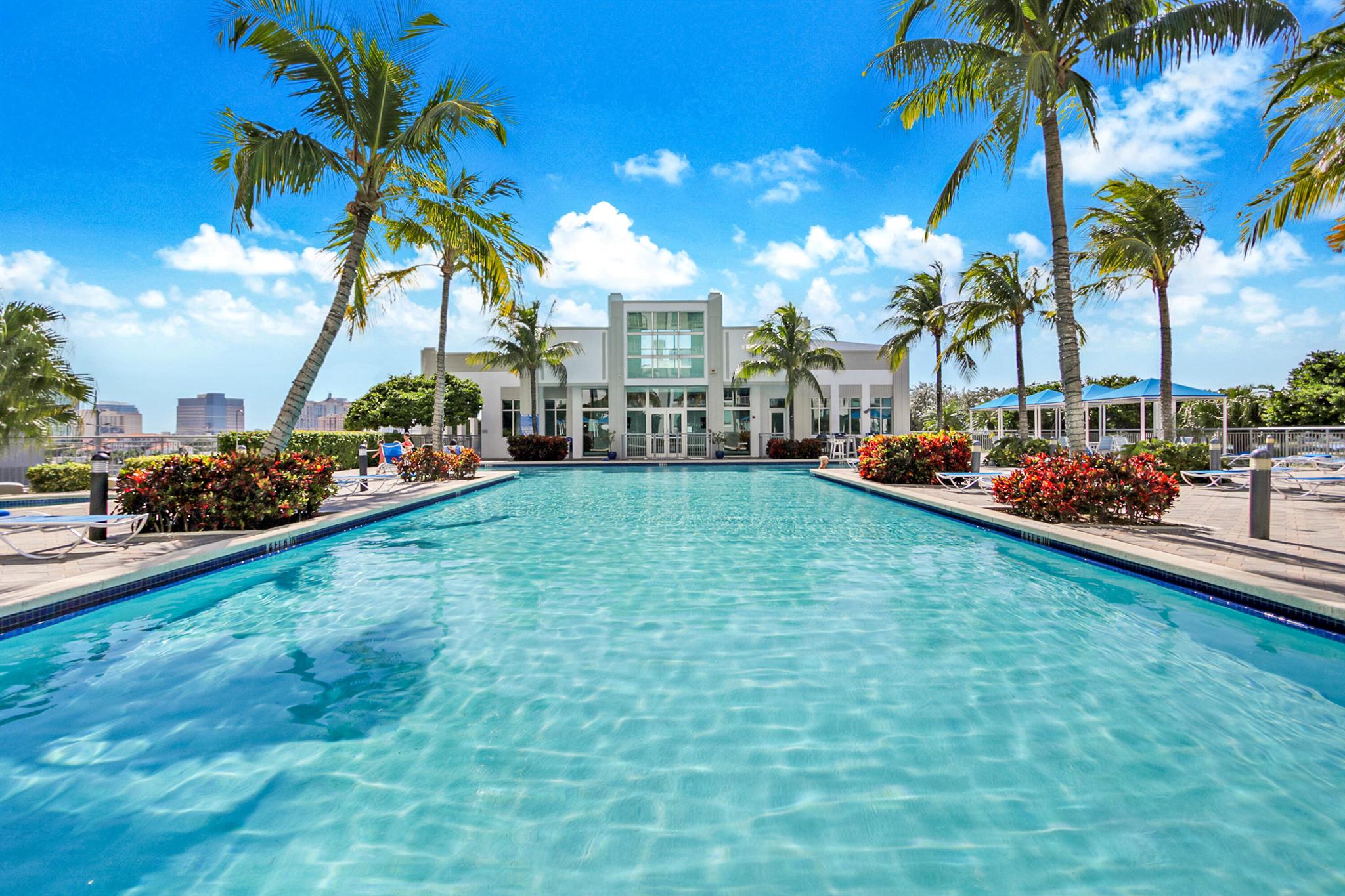 300 S Australian Avenue 1219