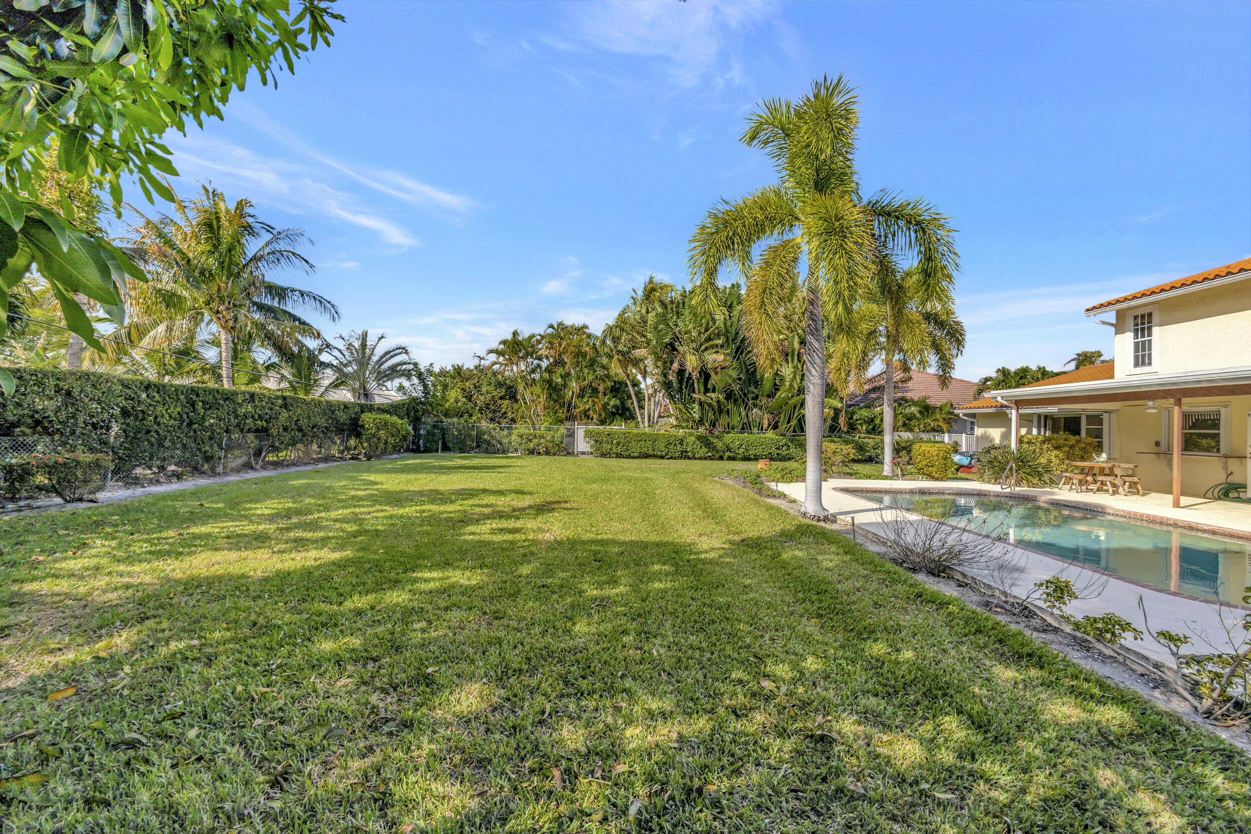 1141 Pine Point Road