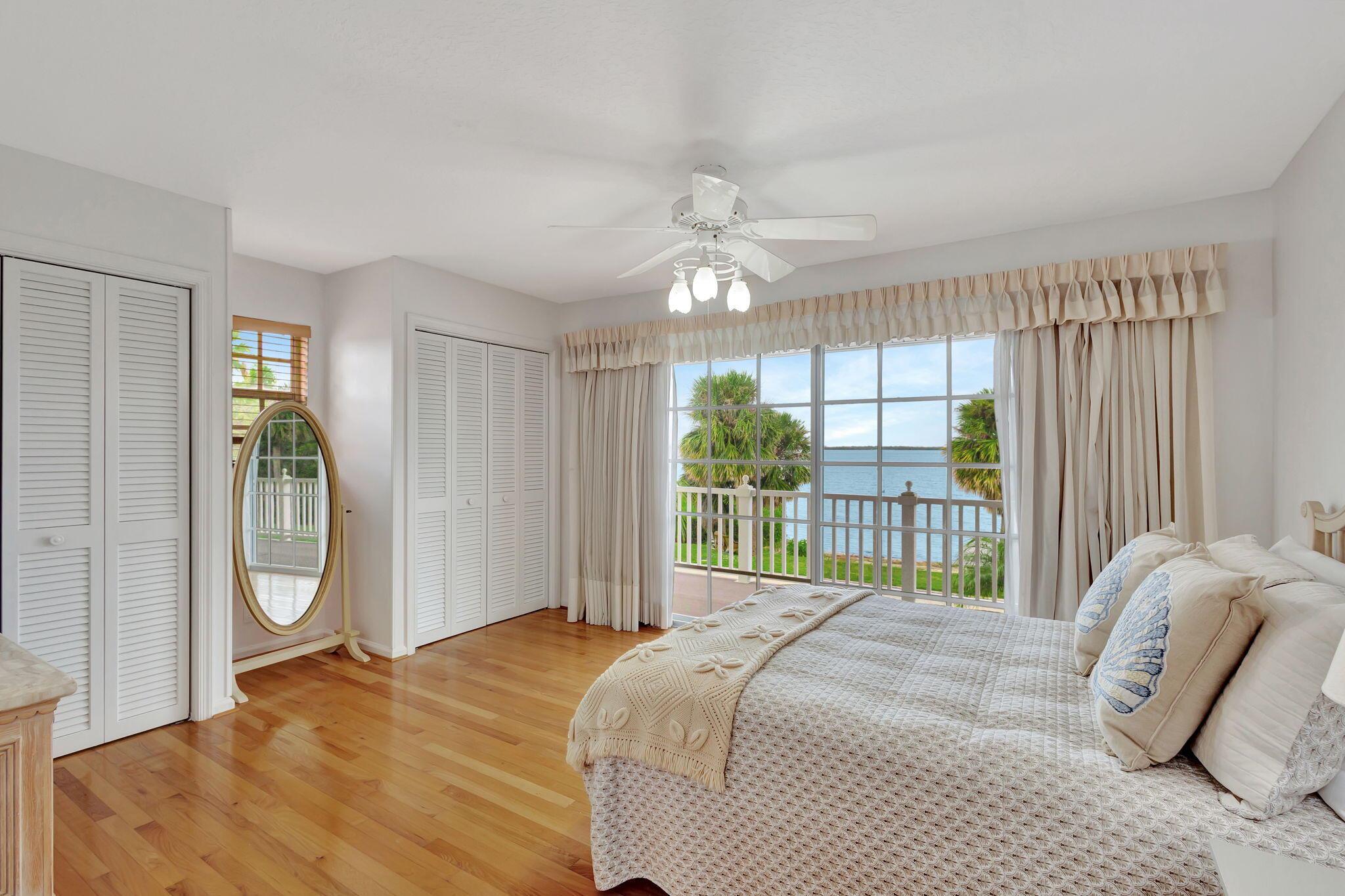 1141 Pine Point Road