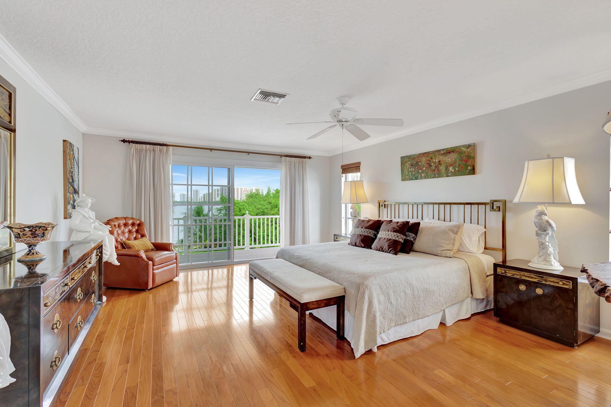 1141 Pine Point Road