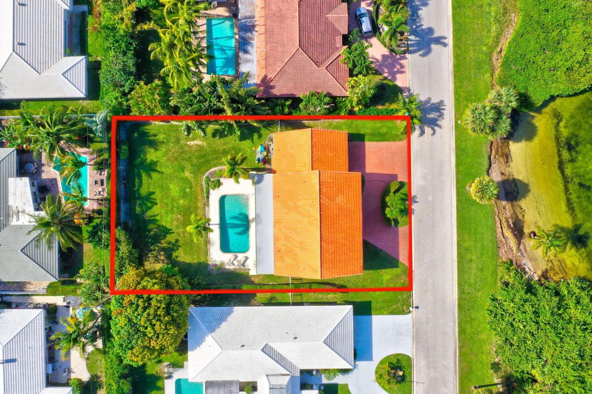 1141 Pine Point Road