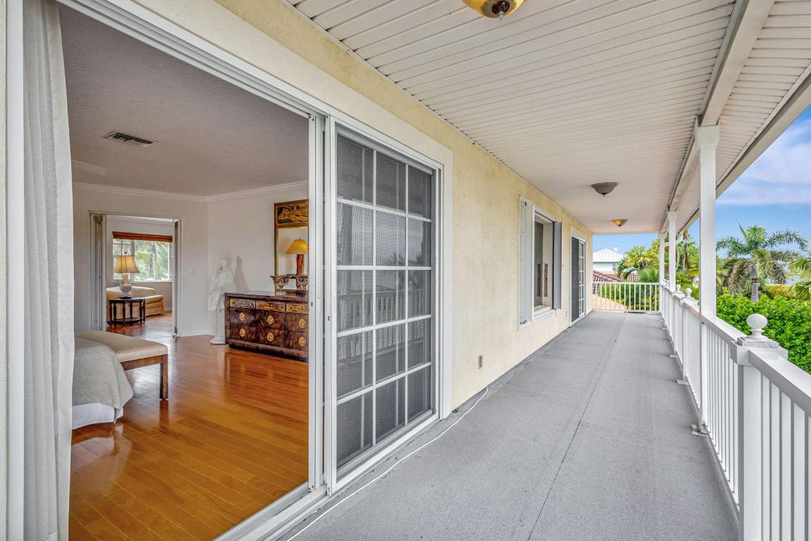 1141 Pine Point Road