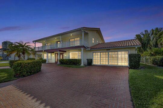 1141 Pine Point Road